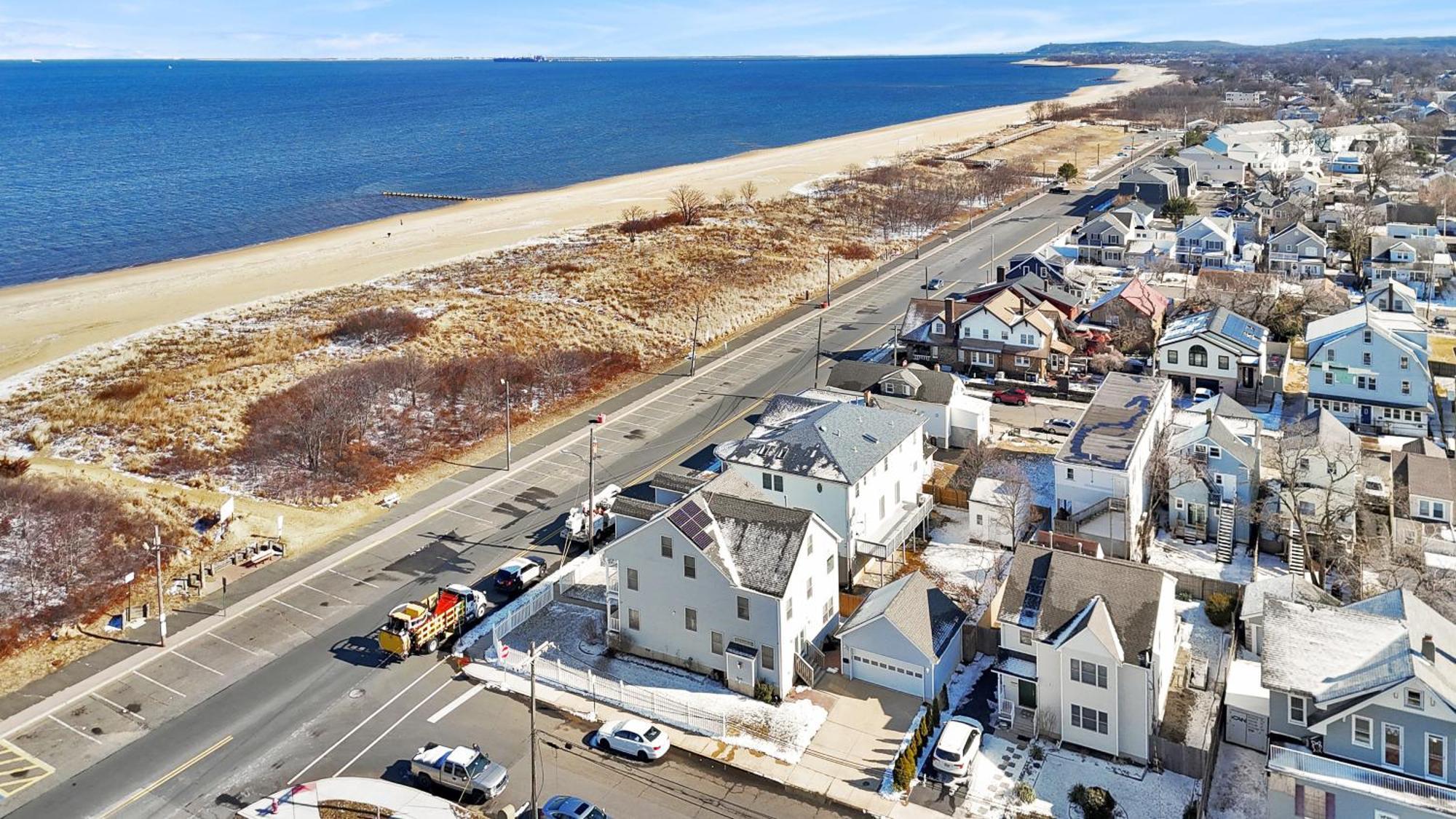 Oceanfront Villa With Skyline Views Keansburg Eksteriør billede