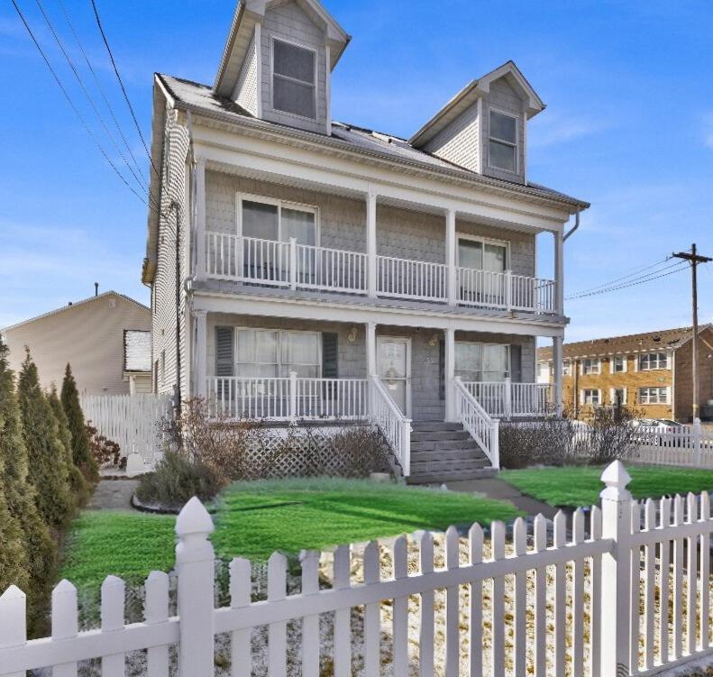 Oceanfront Villa With Skyline Views Keansburg Eksteriør billede